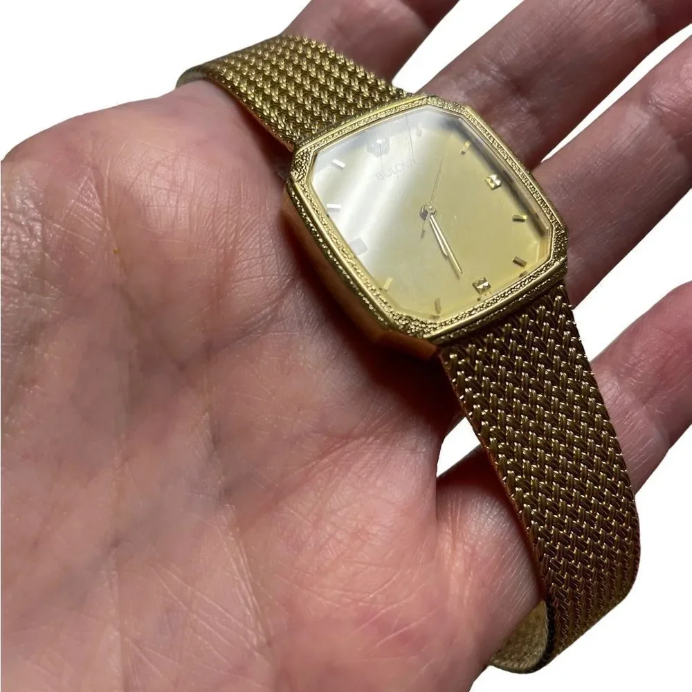 Vintage BULOVA QUARTZ 1985 DIAMOND MENS WRISTWATCH